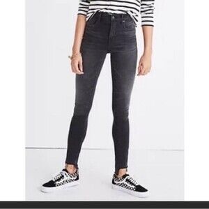 Madewell 9" High-rise Step Raw Hem Faded Black
Skinny Jeans